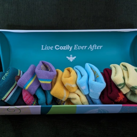 Disney X Bombas Princess Grippy Baby Socks 6-12 months - Picture 3 of 4